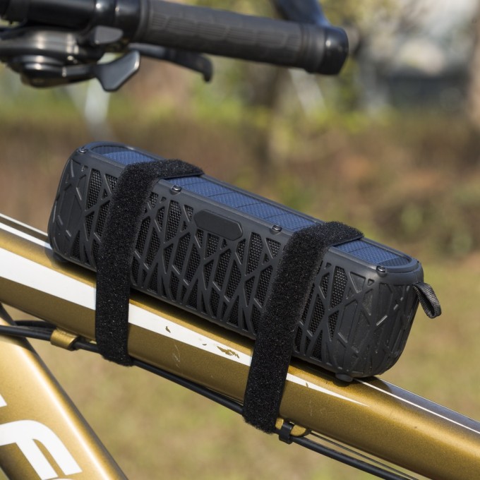 Prenosný bluetooth reproduktor s powerbankou AERIUM S5000 Solar Outdoor